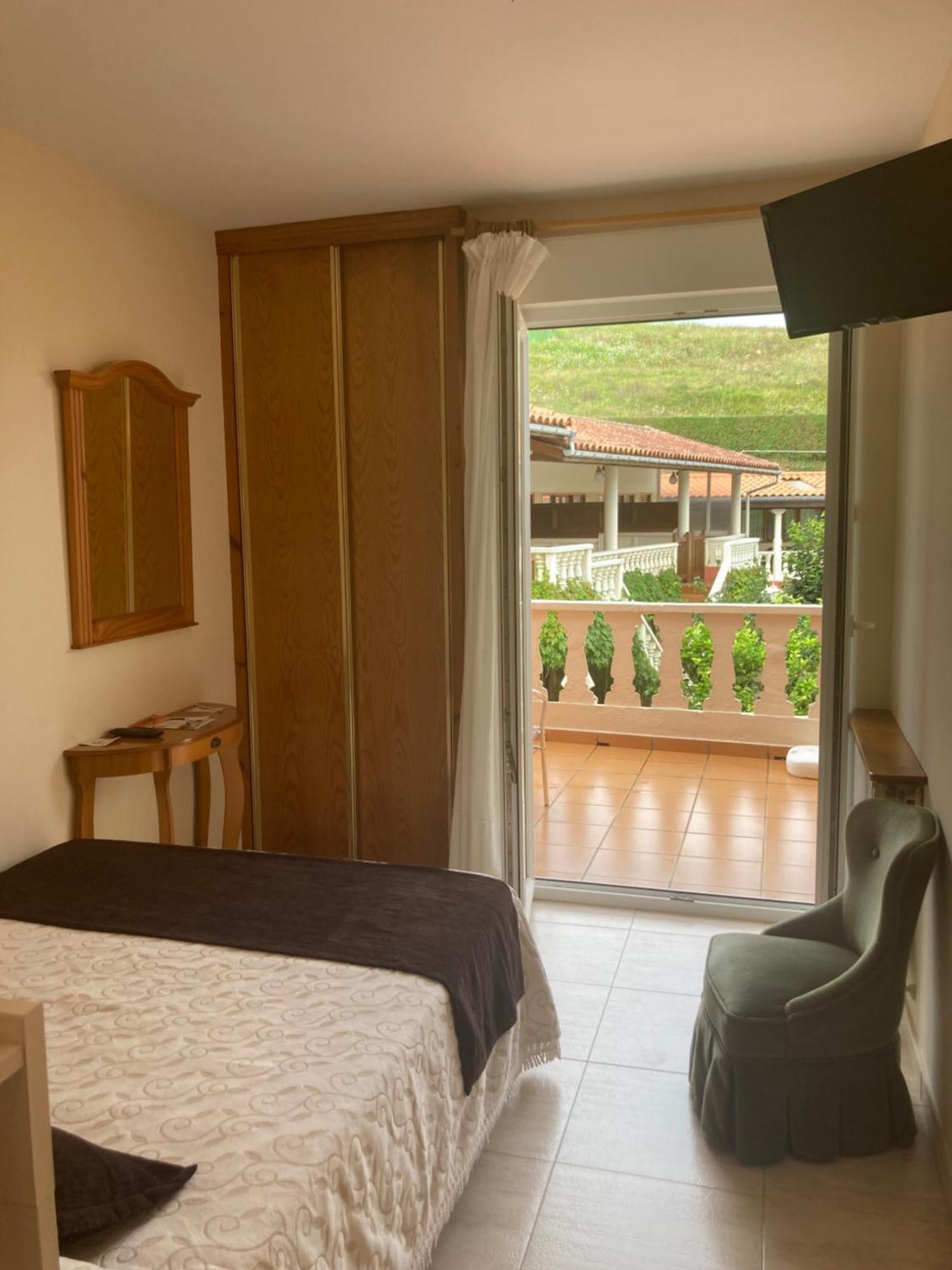 Hotel El Refugio 3 Estrellas Cóbreces Eksteriør bilde